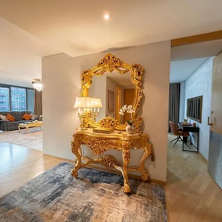 Potsdamer Apartment *